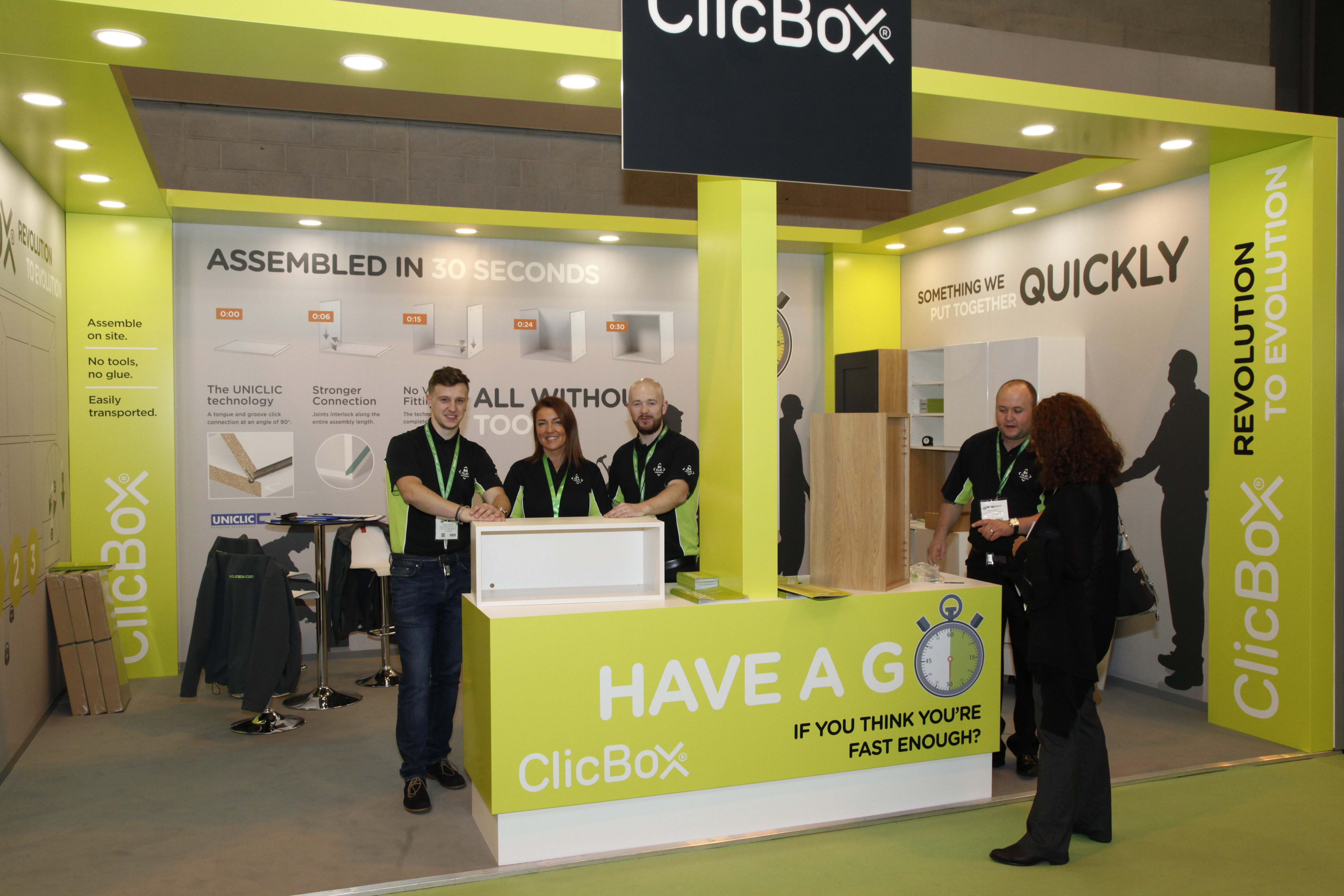 clicbox-stand-w16